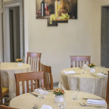 Del Falco 3* Cervia
